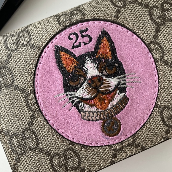 GUCCI-GG Supreme Monogram Bosco Patch Card Case - Picture 2 of 13